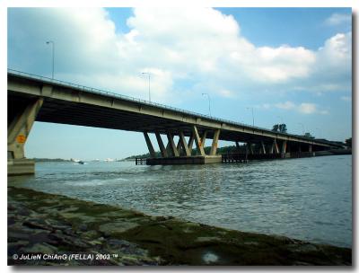 Benjamin Sheares Bridge