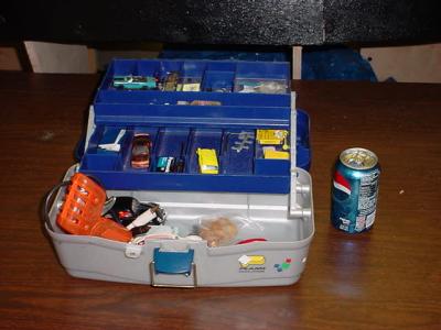 slotcar kit, car and tool box