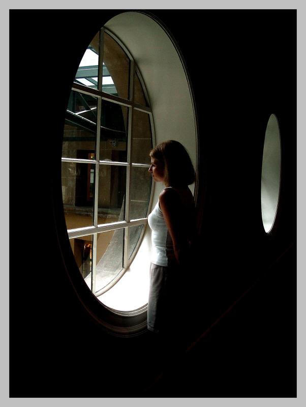 <b>What Light through Yonder Window breaks</b><br><font size=1>enoack