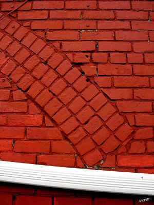 Red with Whiteby Anorfir