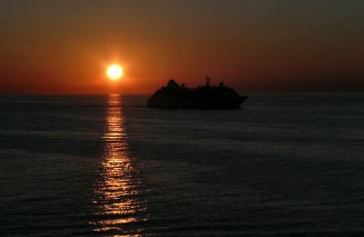 Ship_Sunset.jpg