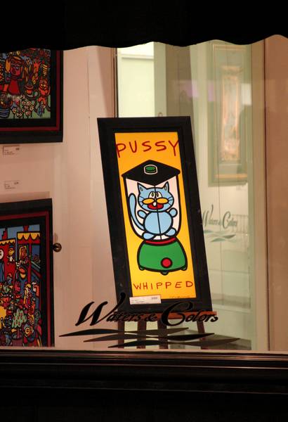 21 - Art galleries at night along trendy Lincoln Road