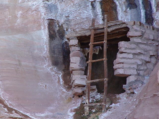 Gunslinger hide-out