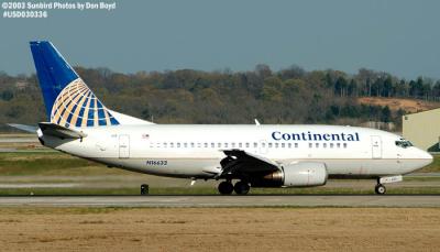 Continental Airlines B737-524 N16632 aviation stock photo #3847