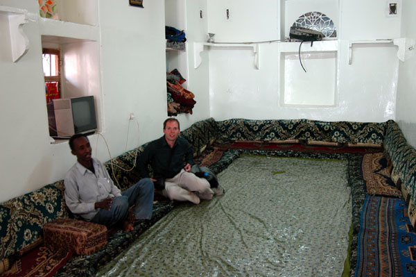 Sitting on the floor Yemeni style