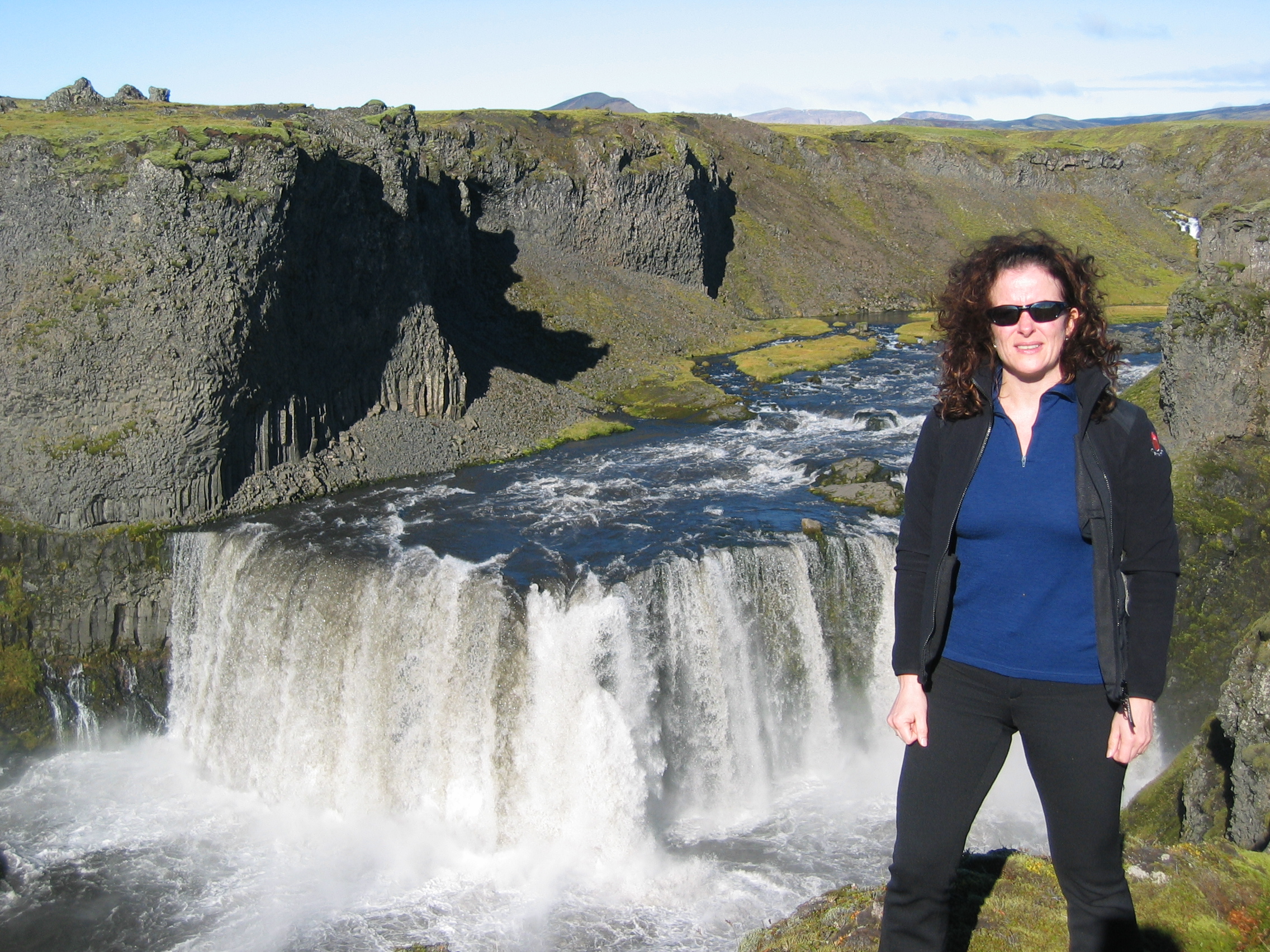 Hrafnhildur vi Axlarfoss