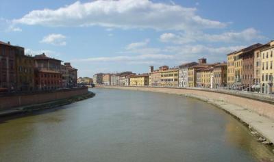 Pisa - Fiume Arno.jpg
