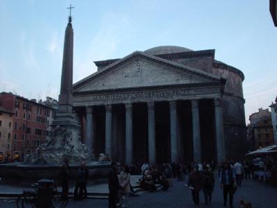 Rome - Pantheon exterior.jpg