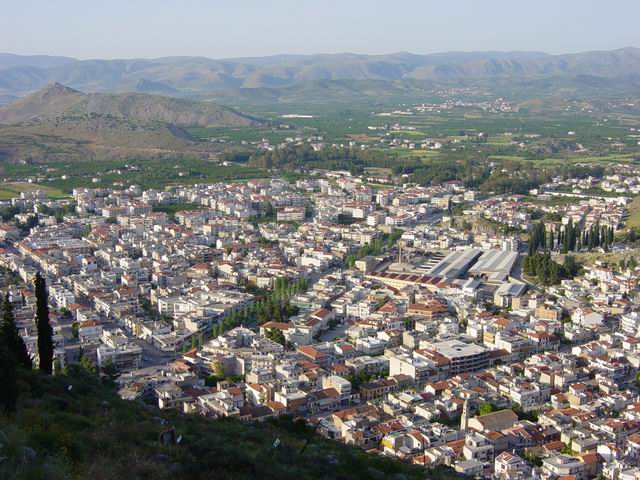 Palamidi overlooks the new town...