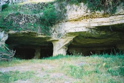A cave in the Valley, near Pantallica.