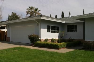 117-1756_IMG_garage_front_path.jpg