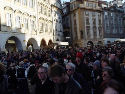 Crowds infront of the Astronomical Clock