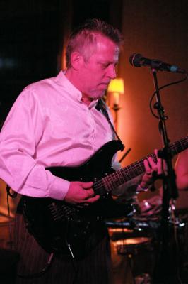 Guitar-2.jpg