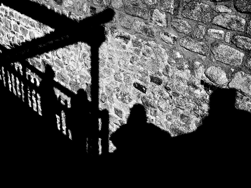 13/03/05 - Shadows and ghosts