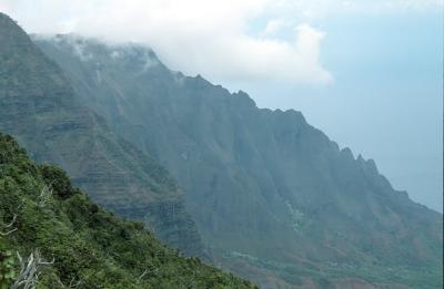 07-36-West Ridge of Kalalau Valley