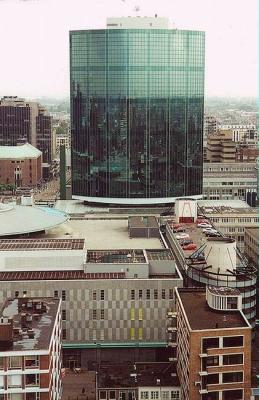 World trade centre building, mirrorring Rotterdam