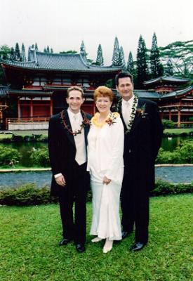 A and J with A's Mom Sarah4.JPG