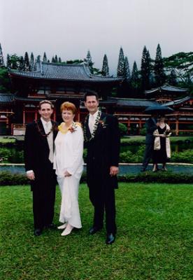 A and J with A's Mom Sarah5.JPG