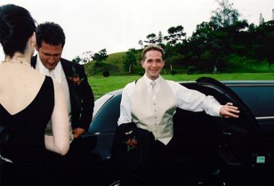 the happy couple arrives2.JPG