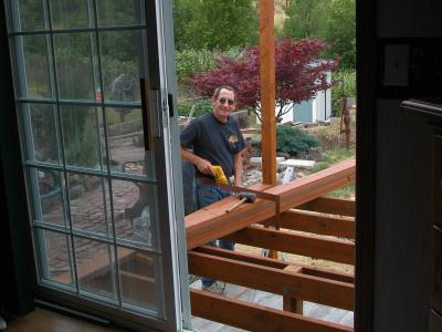 u25/katybee/medium/40739028.Gav_porch.jpg