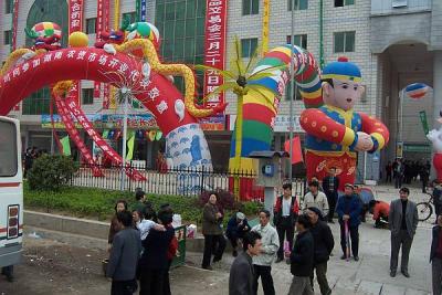 u25/larryrz/medium/14934583.02710ShoppingCenterMallinChangshasuburb.jpg