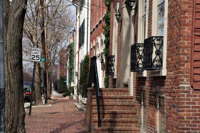 u25/larspa/medium/40757667.AlexandriaStreetScene4.jpg