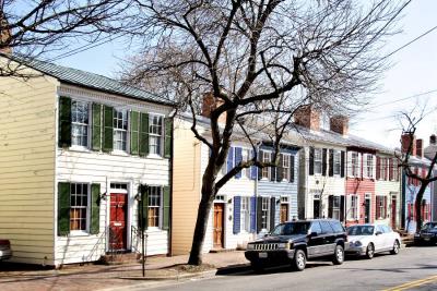 u25/larspa/medium/40771055.AlexandriaStreetScene7.jpg