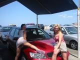 Jenni and Madi breaking in the car