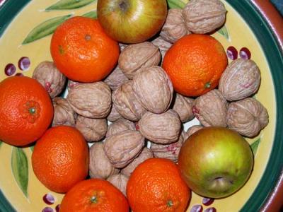 fruitandnuts.jpg