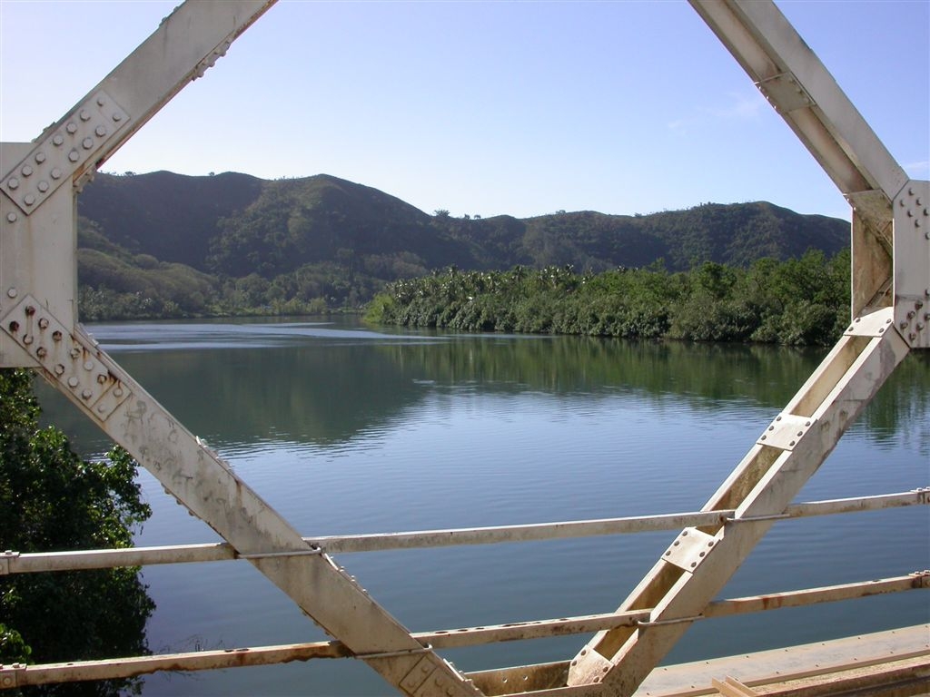 Near Ponerihouen