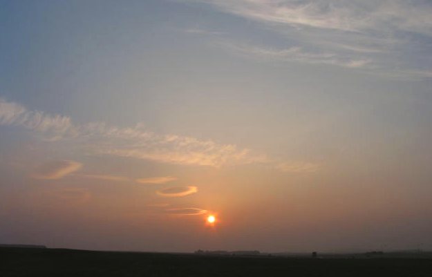 u25/mosko/upload/14645825.sunsignals.jpg