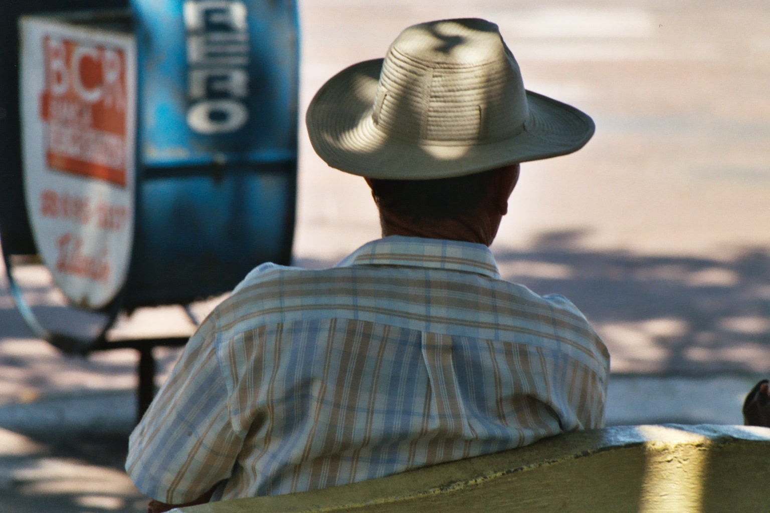 Man with hat, Arenal