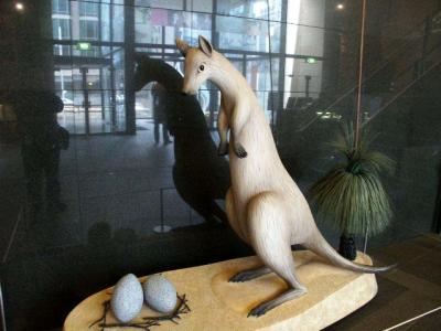 Kangaroo Statue.jpg