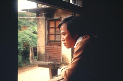Cua so duong Ham Nghi (1990)