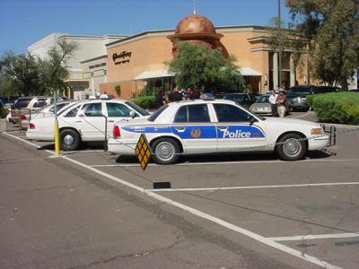 Phoenix Police Ford p71