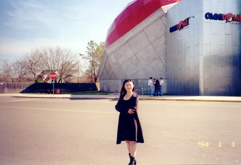 At the door of Oklahoma zoo1.jpg