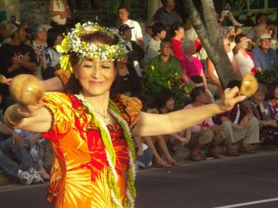 Hula dancer from Japan
