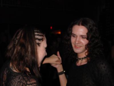 Dsc07359.jpg Cris and Raven