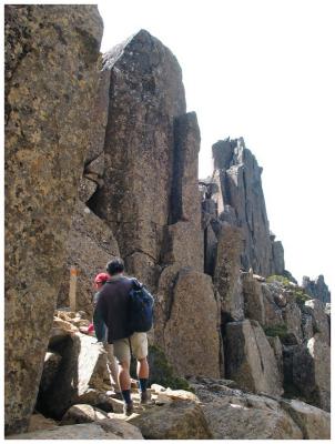 Climbing the steep north-east ridge (2)