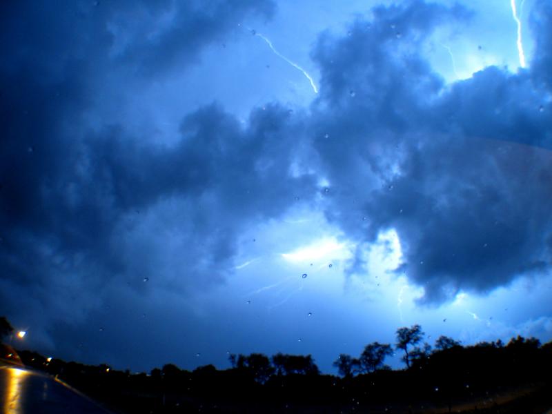Canon G3 digital photographs of lightning