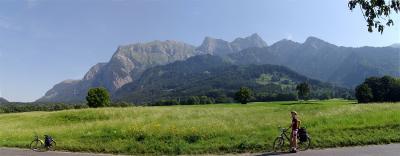 Bergkette bei Maienfeld (GR)