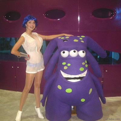 u26/adlerz/medium/31696058.comic_con_thursday_08.jpg