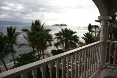 View from our lanai (Lahaina Shores)