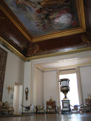 Louvre Room