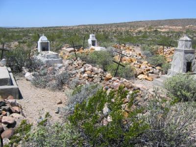 El Marmol Onxy Grave Site - abandoned city