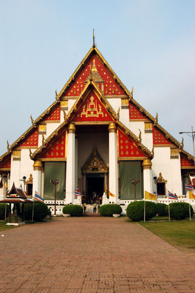 Wihan Phra Mongkol Bophit