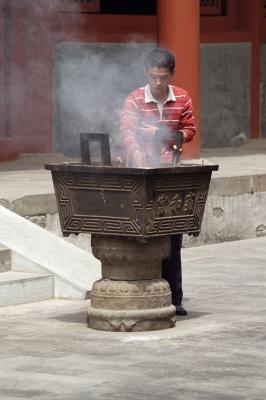 020 - Burning Incense, Lama Temple