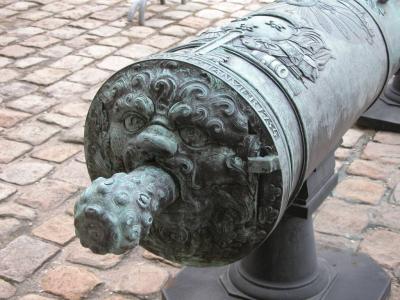 Hercules cannon
