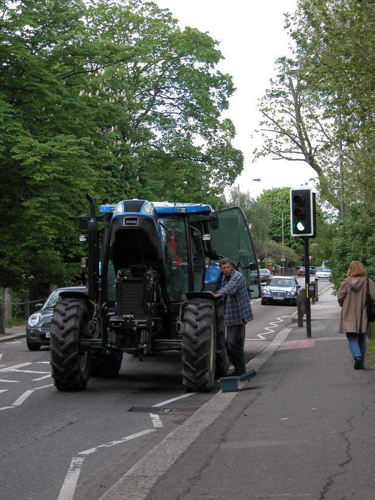 Tooting tractor