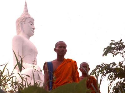 Temple-NE-Thai-Ubolratanna-.jpg